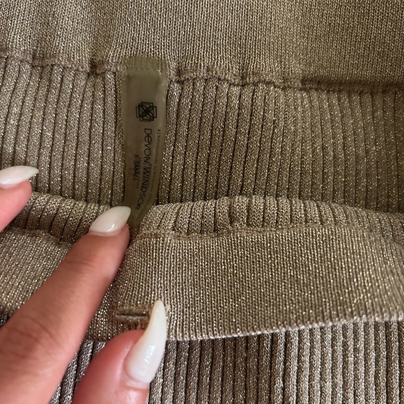 Devon Windsor top and skirt set in dusty rose - Picture 4 of 6